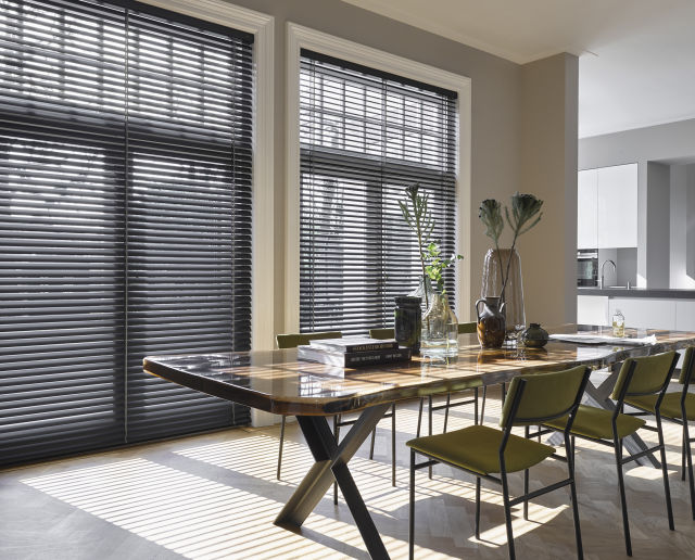 Luxaflex Horizontale Aluminium Jaloezieën 